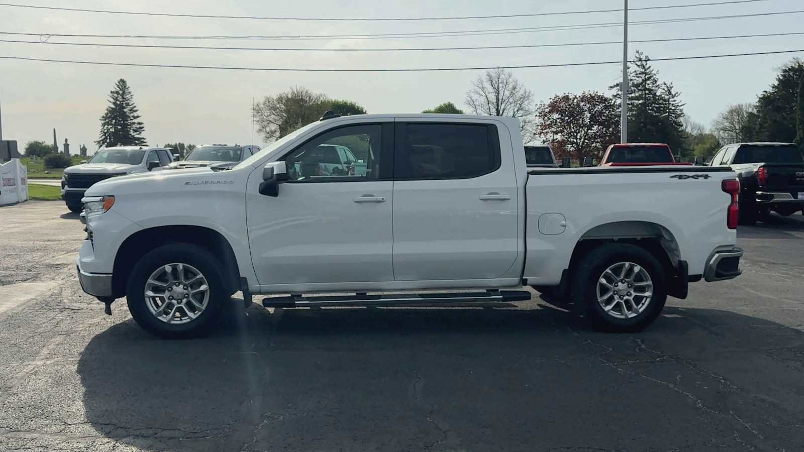 Certified 2023 Chevrolet Silverado 1500 LT AWD/4WD image 5