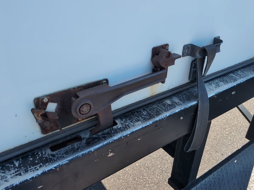 Used 2017 Mercedes-Benz Sprinter 3500 w/ Front Bench Seat Package image 7