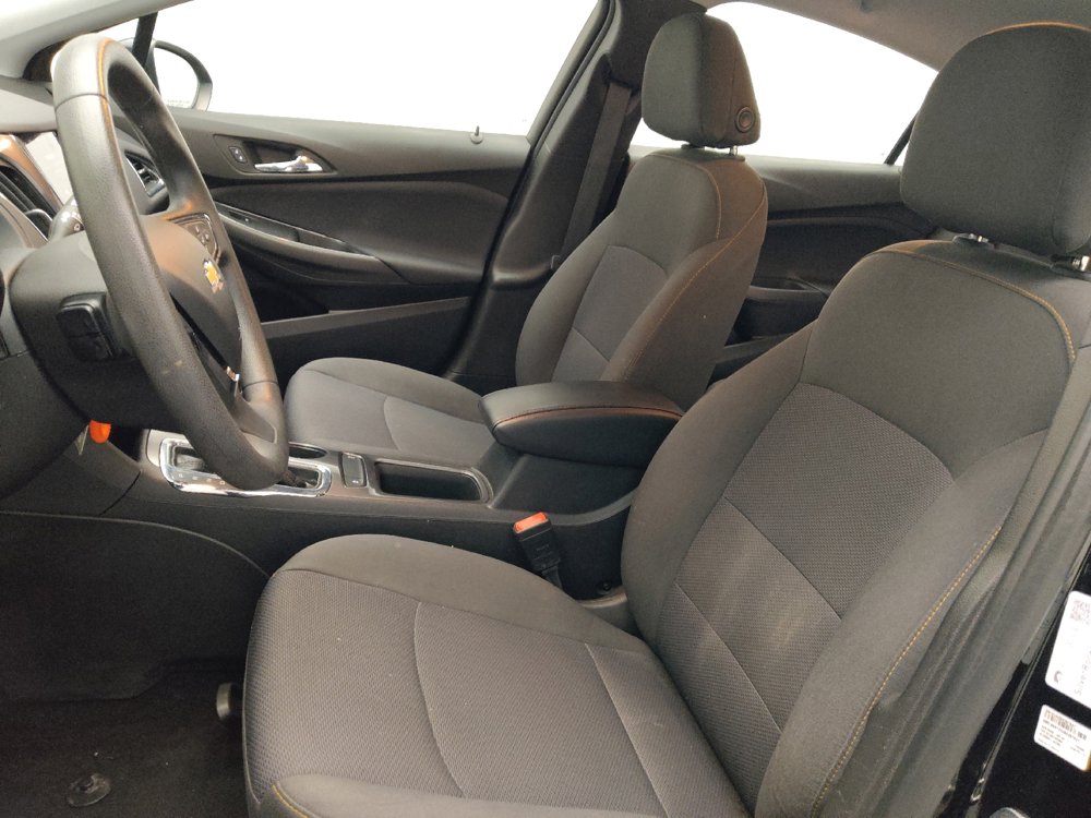 Used 2019 Chevrolet Cruze LS w/ LS Convenience Package FWD image 17