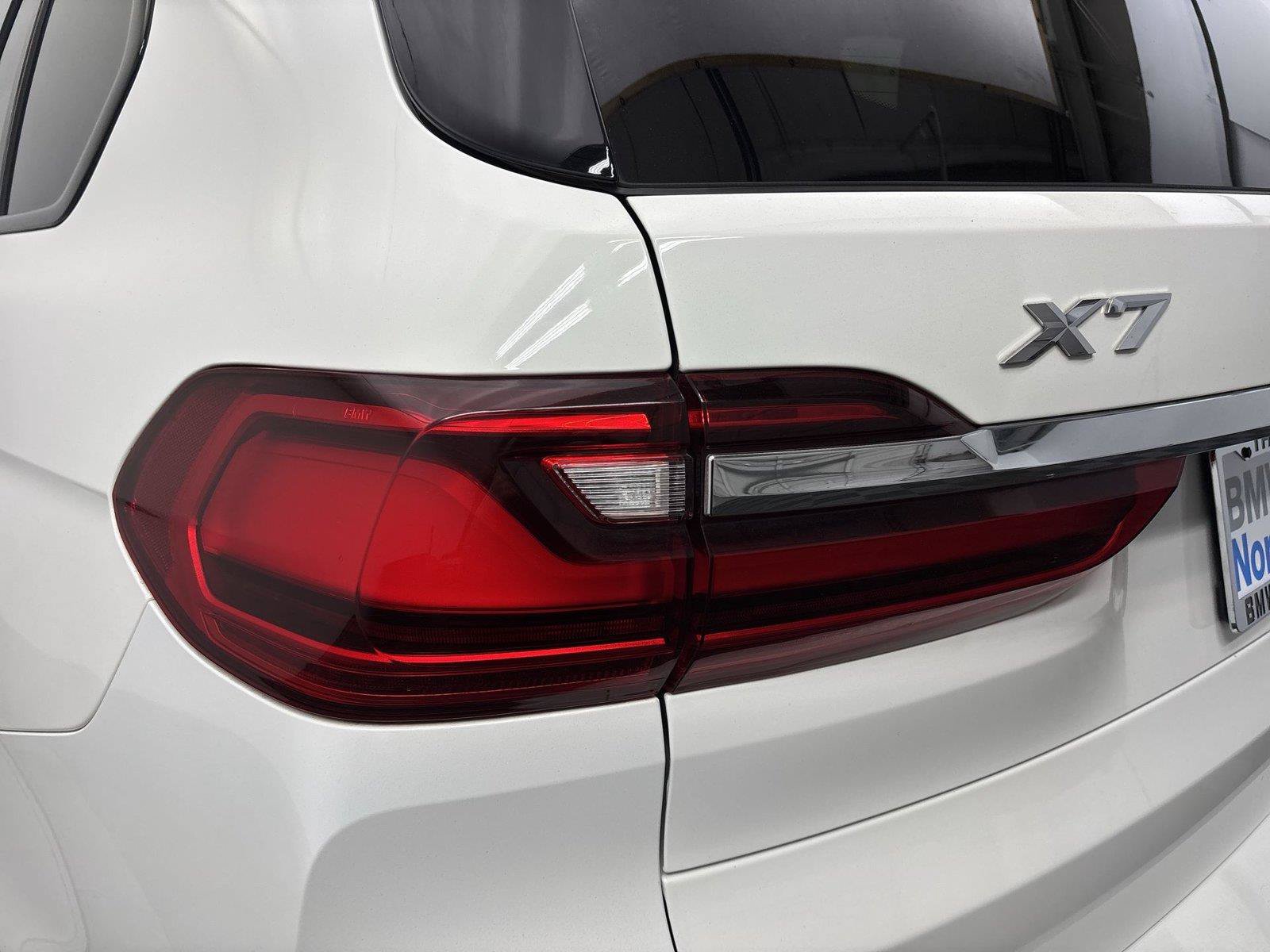 Used 2021 BMW X7 xDrive40i w/ Parking Assistance Package AWD/4WD image 19
