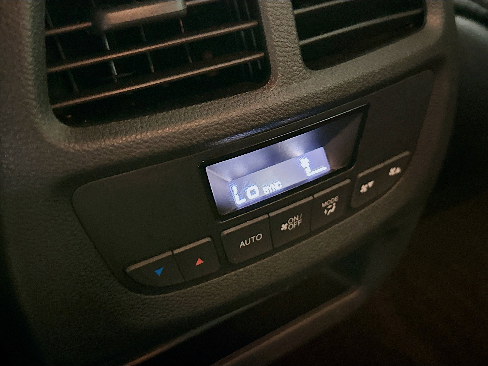 Used 2022 Honda Pilot Sport image 29