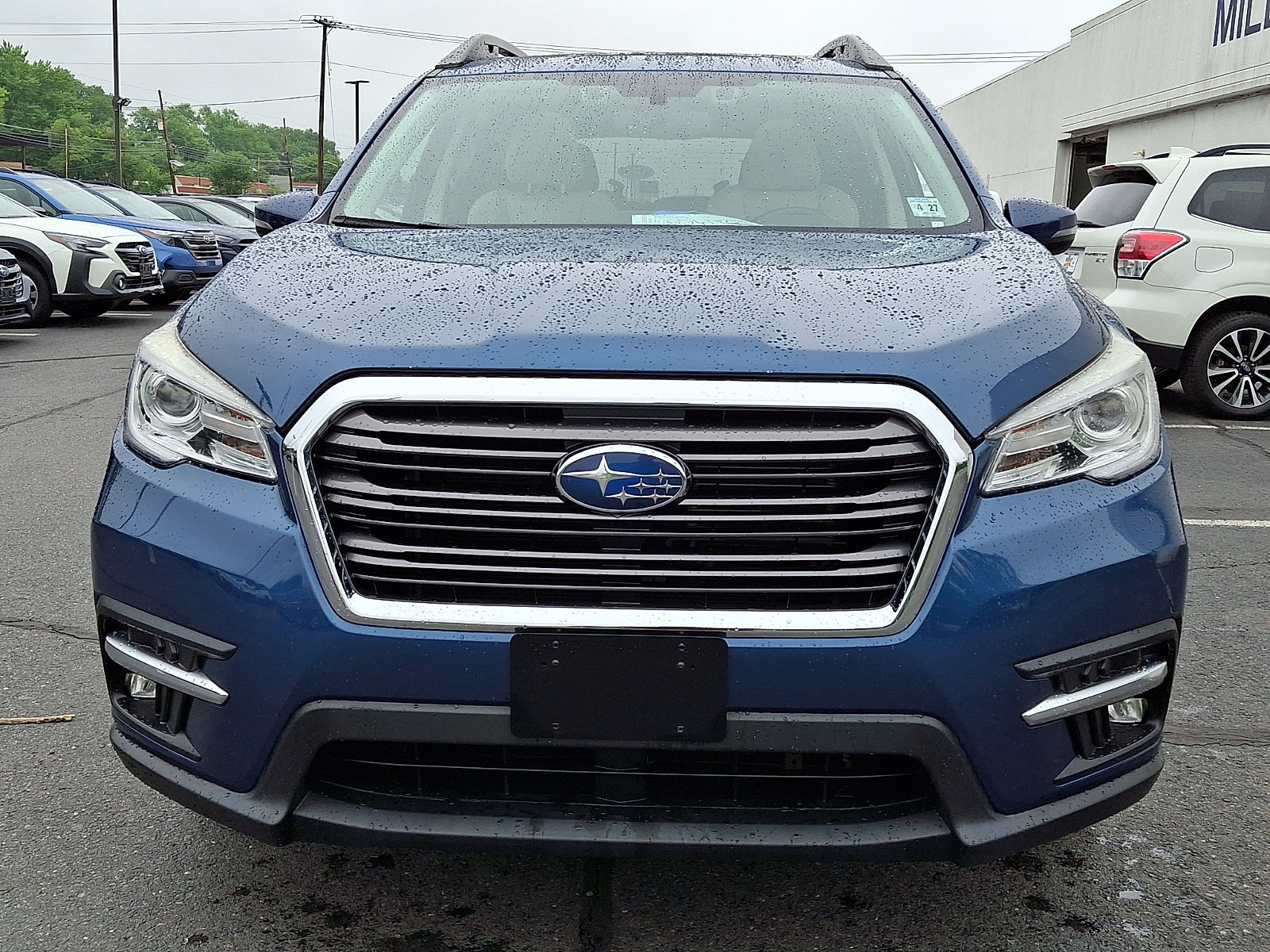 Used 2022 Subaru Ascent Limited w/ Technology Package AWD/4WD image 2