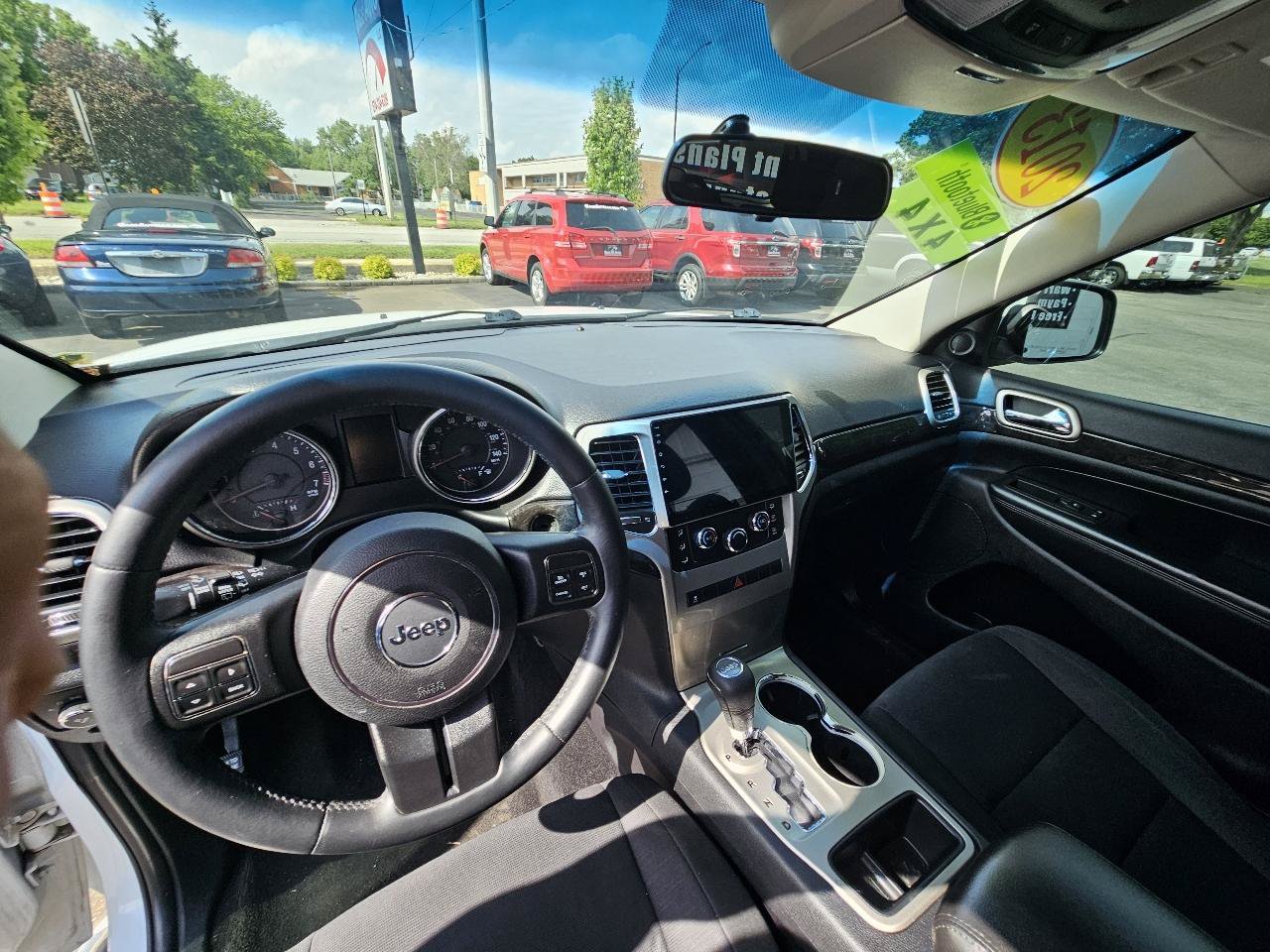 Used 2013 Jeep Grand Cherokee Laredo w/ Laredo E Group AWD/4WD image 20