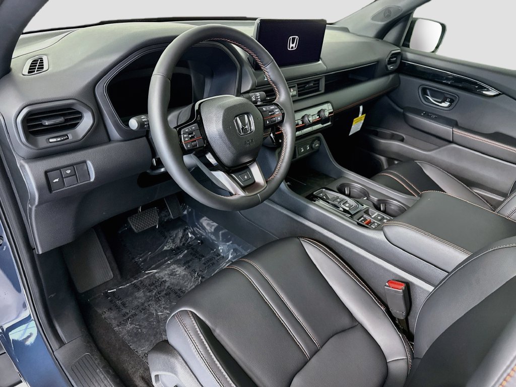 New 2026 Honda Pilot TrailSport image 9
