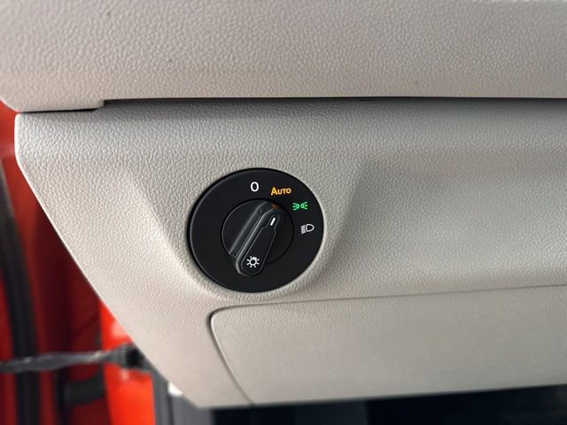 Certified 2019 Volkswagen Jetta S w/ Driver Assistance Package image 11