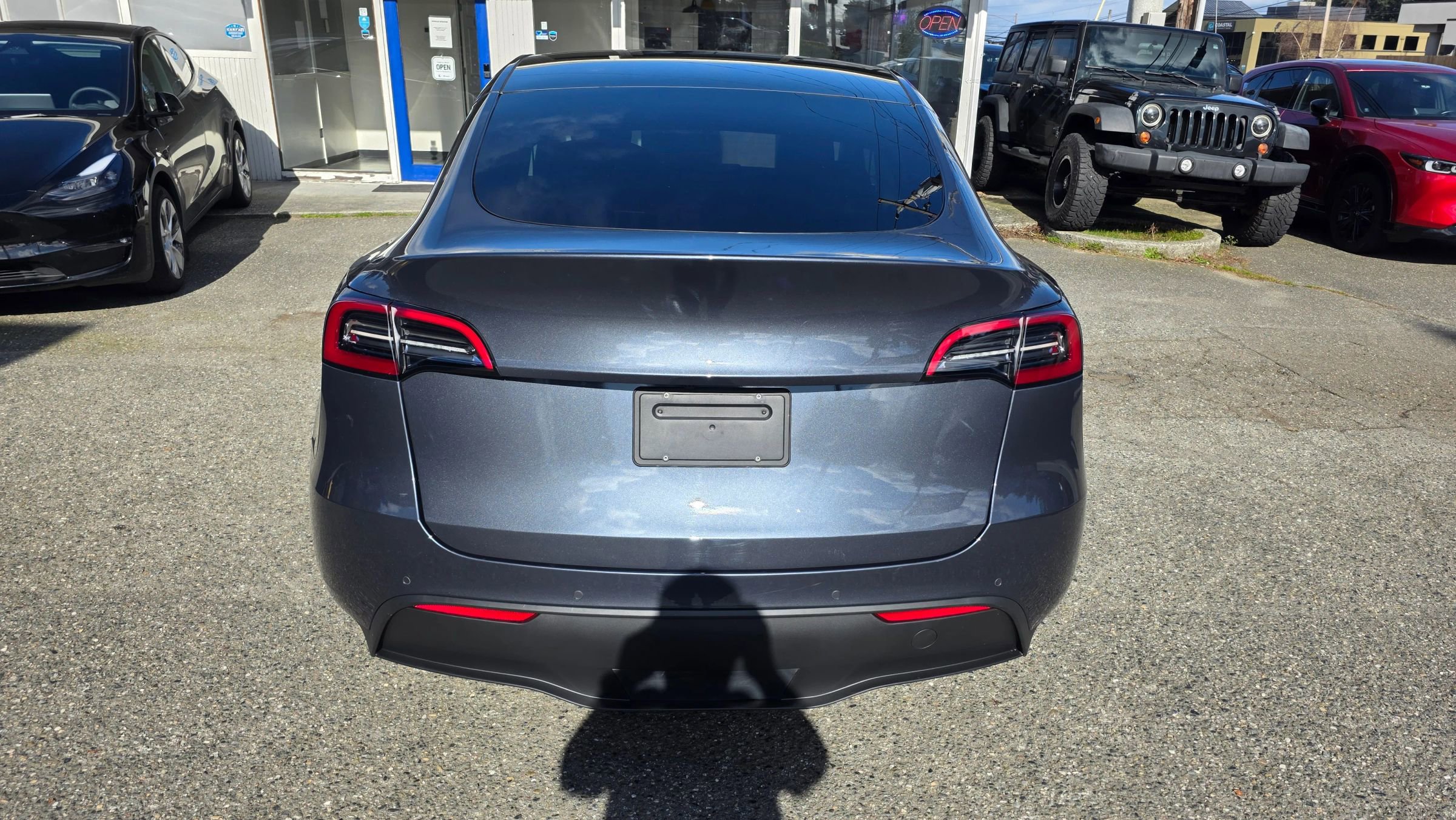 Used 2021 Tesla Model Y Long Range image 6