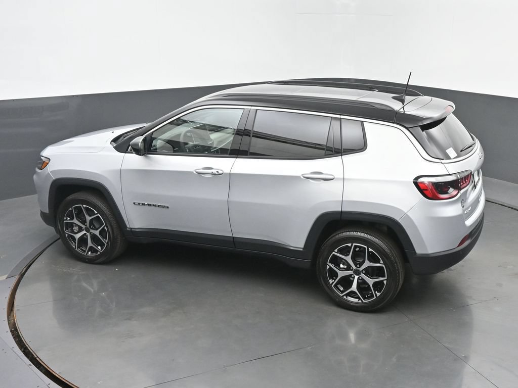 New 2026 Jeep Compass Limited w/ Sun, Sound & Navigation Group AWD/4WD image 38