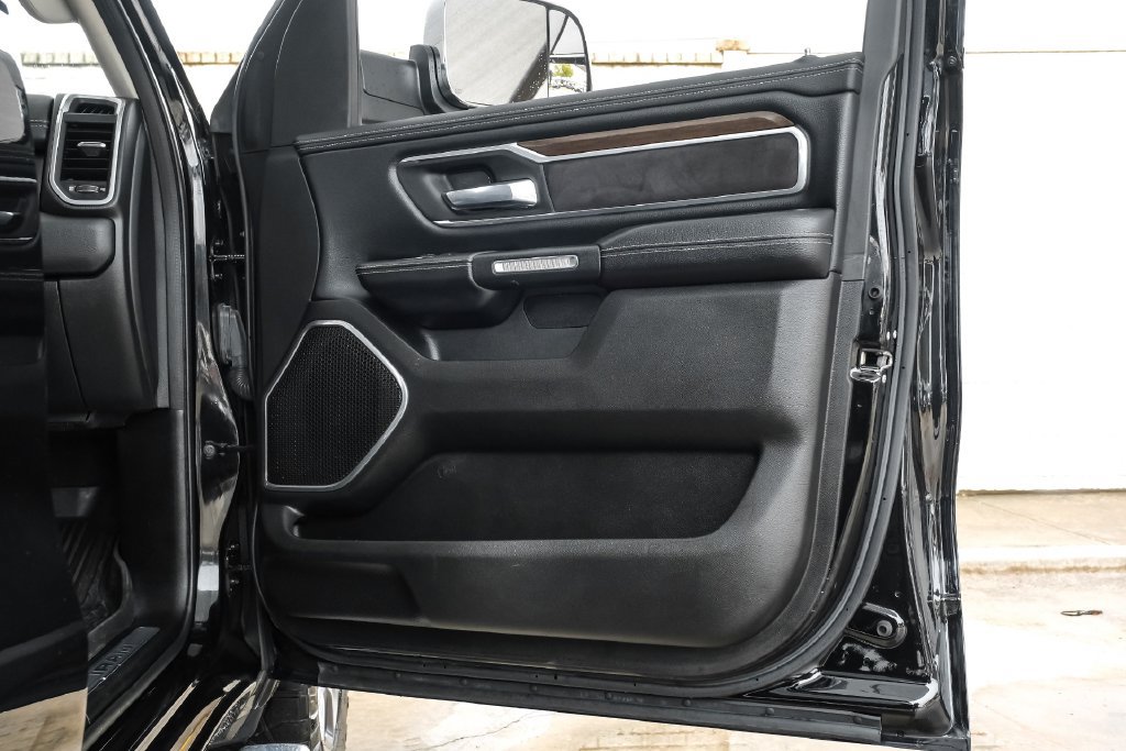 Used 2022 RAM 1500 Laramie AWD/4WD image 48