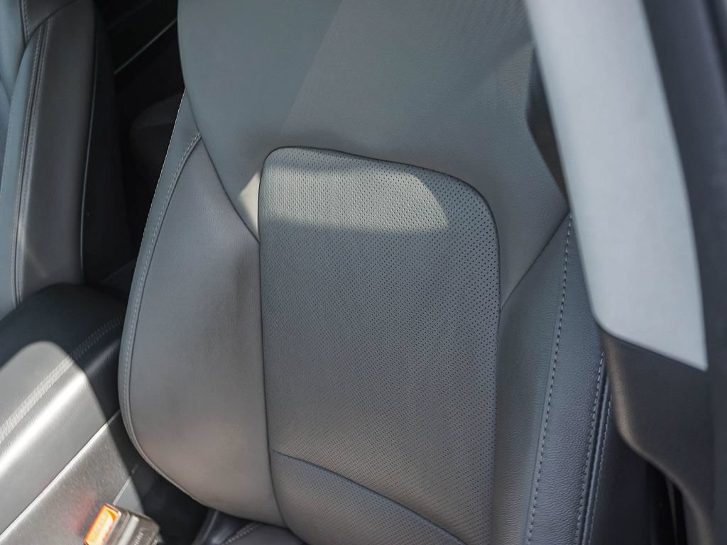 Used 2018 Hyundai Santa Fe Limited FWD image 20