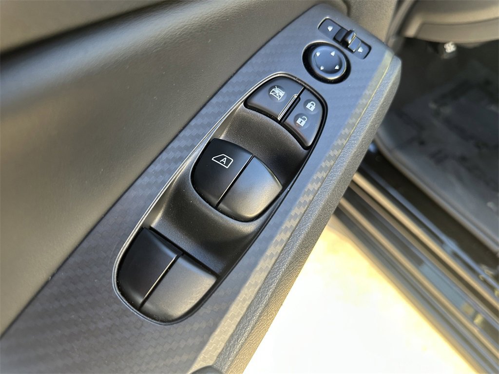 Used 2022 Nissan Altima 2.5 SV image 18