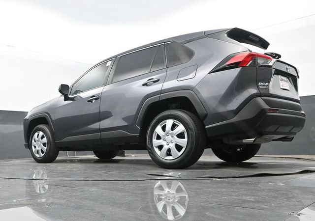 Used 2024 Toyota RAV4 LE FWD image 23