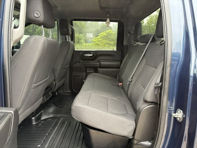 Used 2022 Chevrolet Silverado 2500 LT AWD/4WD image 11