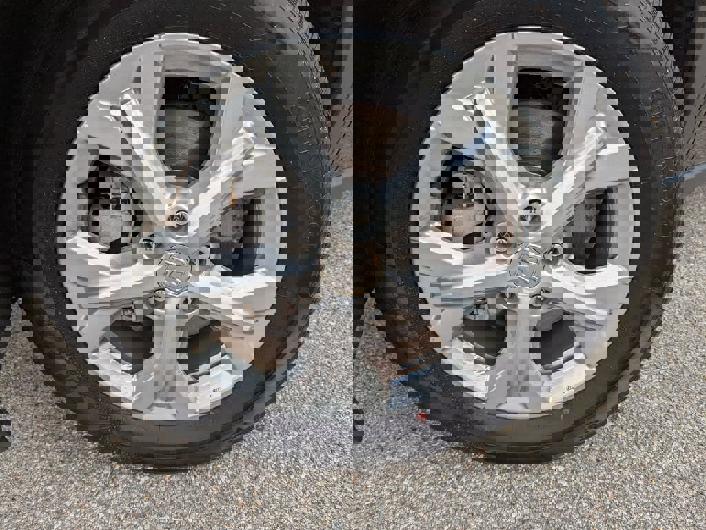 Used 2025 Honda HR-V LX image 29