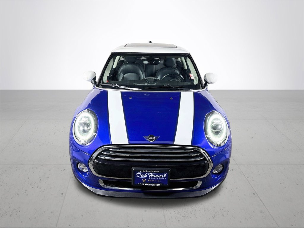 Used 2019 MINI Cooper 2-Door Hardtop w/ Premium Package FWD image 3