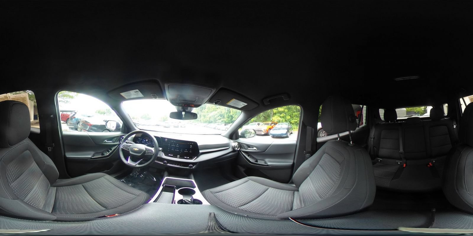 Used 2025 Chevrolet Equinox LT FWD image 37