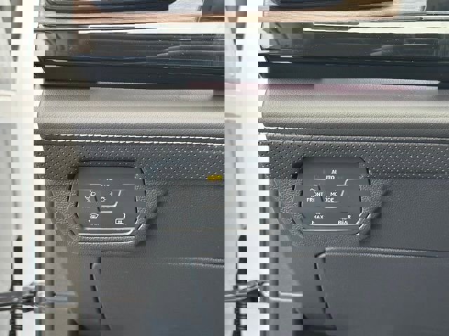 New 2026 Volkswagen Atlas SEL Premium R-Line image 25