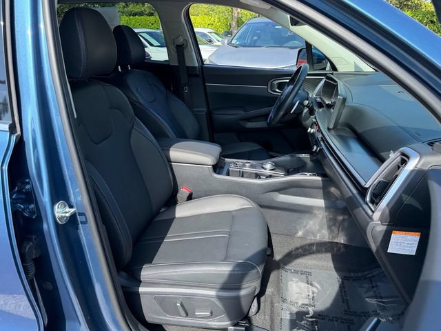 Used 2025 Kia Sorento EX AWD/4WD image 20