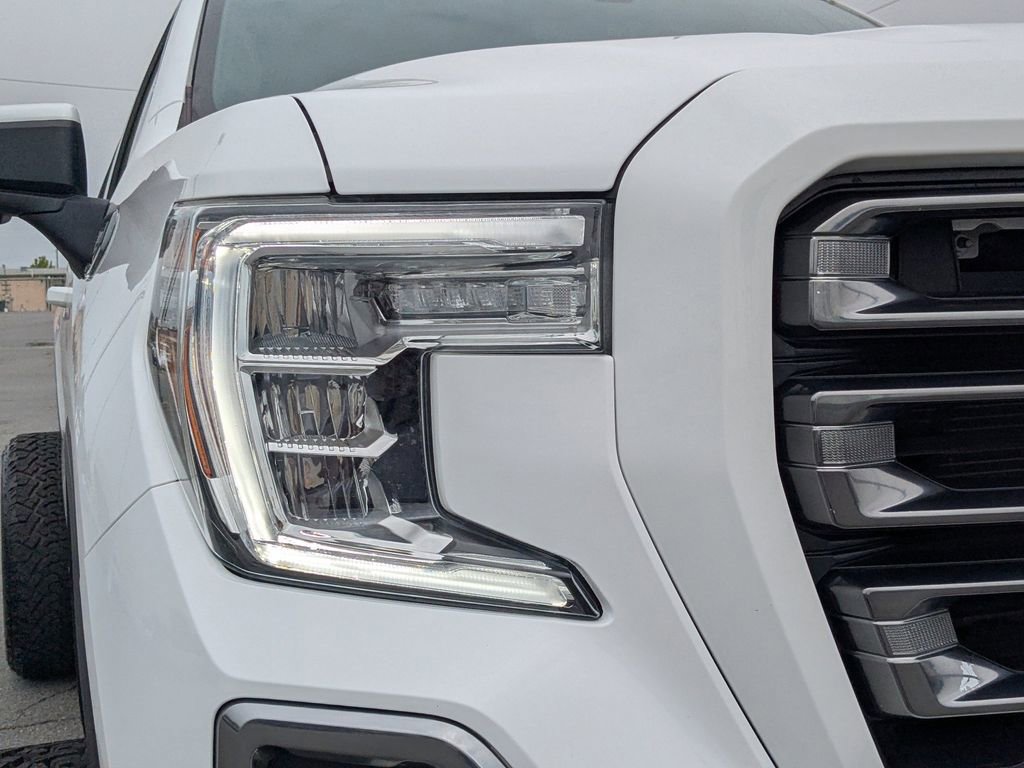 Used 2021 GMC Sierra 1500 AT4 w/ AT4 Premium Package AWD/4WD image 10