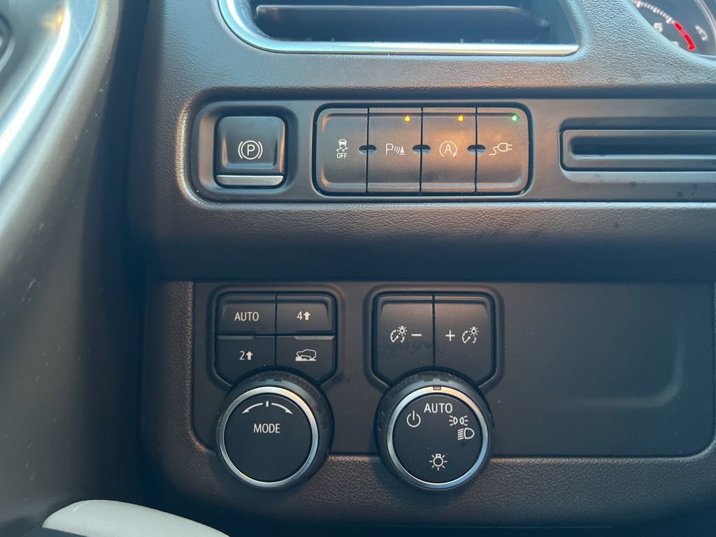 Used 2021 Chevrolet Tahoe LT image 18