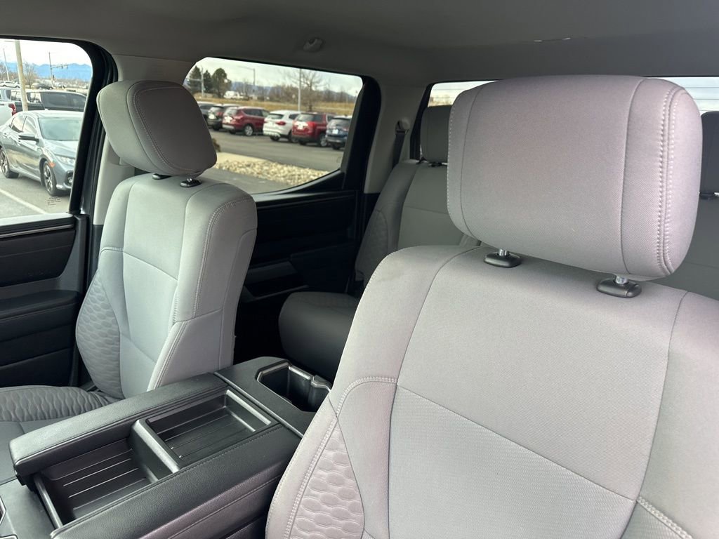 Used 2022 Toyota Tundra SR5 w/ SR5 Convenience Package image 17