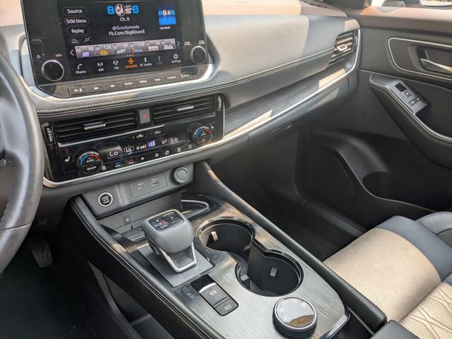 Used 2023 Nissan Rogue Platinum w/ Platinum Premium Package AWD/4WD image 18