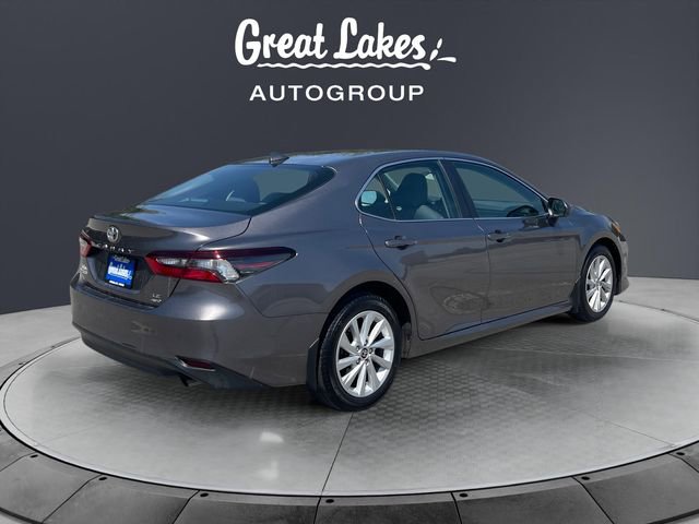 Used 2024 Toyota Camry LE AWD/4WD image 5
