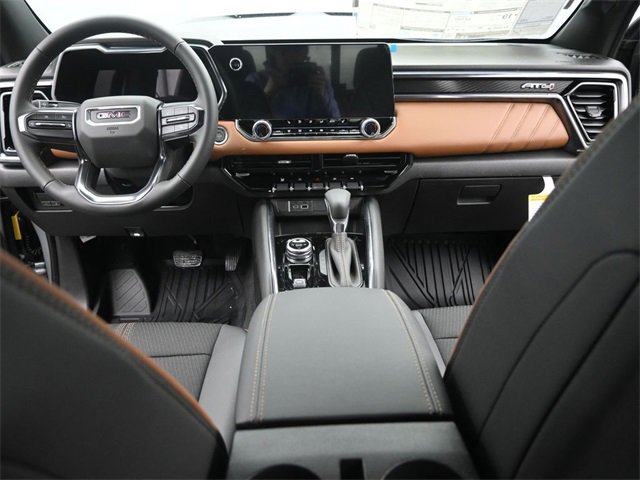 New 2026 GMC Canyon AT4 image 24