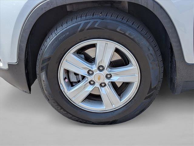 Used 2021 Chevrolet Trax LS w/ Tint and Cruise Package image 16