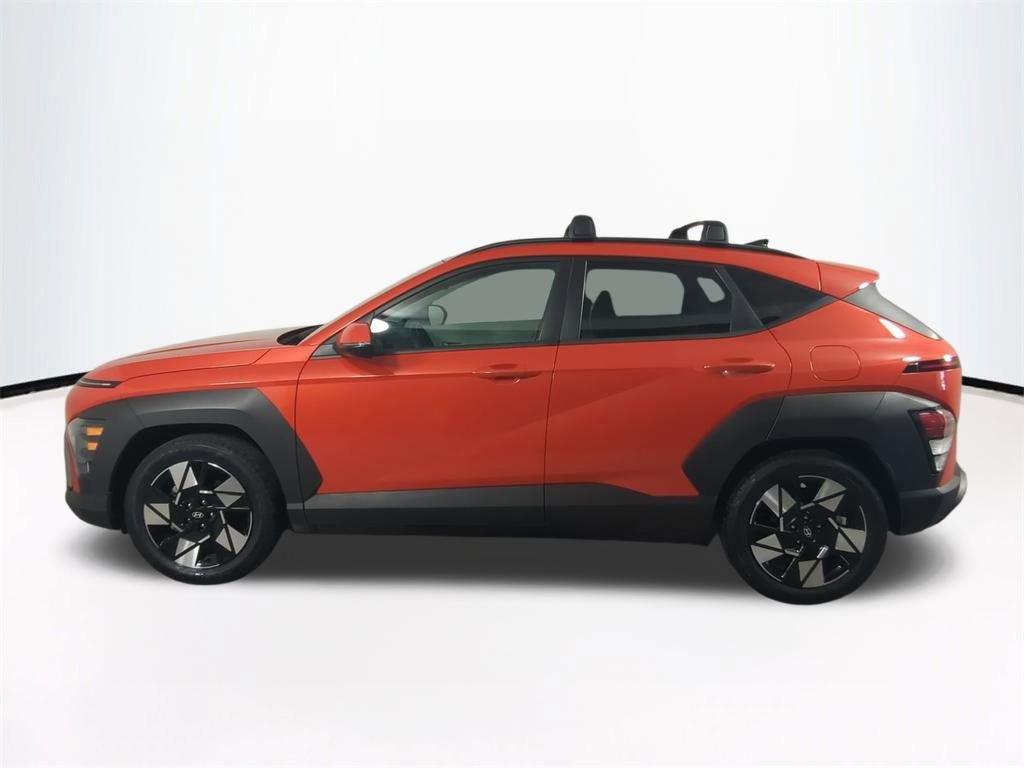 Certified 2024 Hyundai Kona SEL w/ Convenience Package FWD image 8