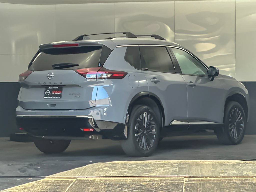 Used 2025 Nissan Rogue Platinum w/ Platinum Premium Package AWD/4WD image 3