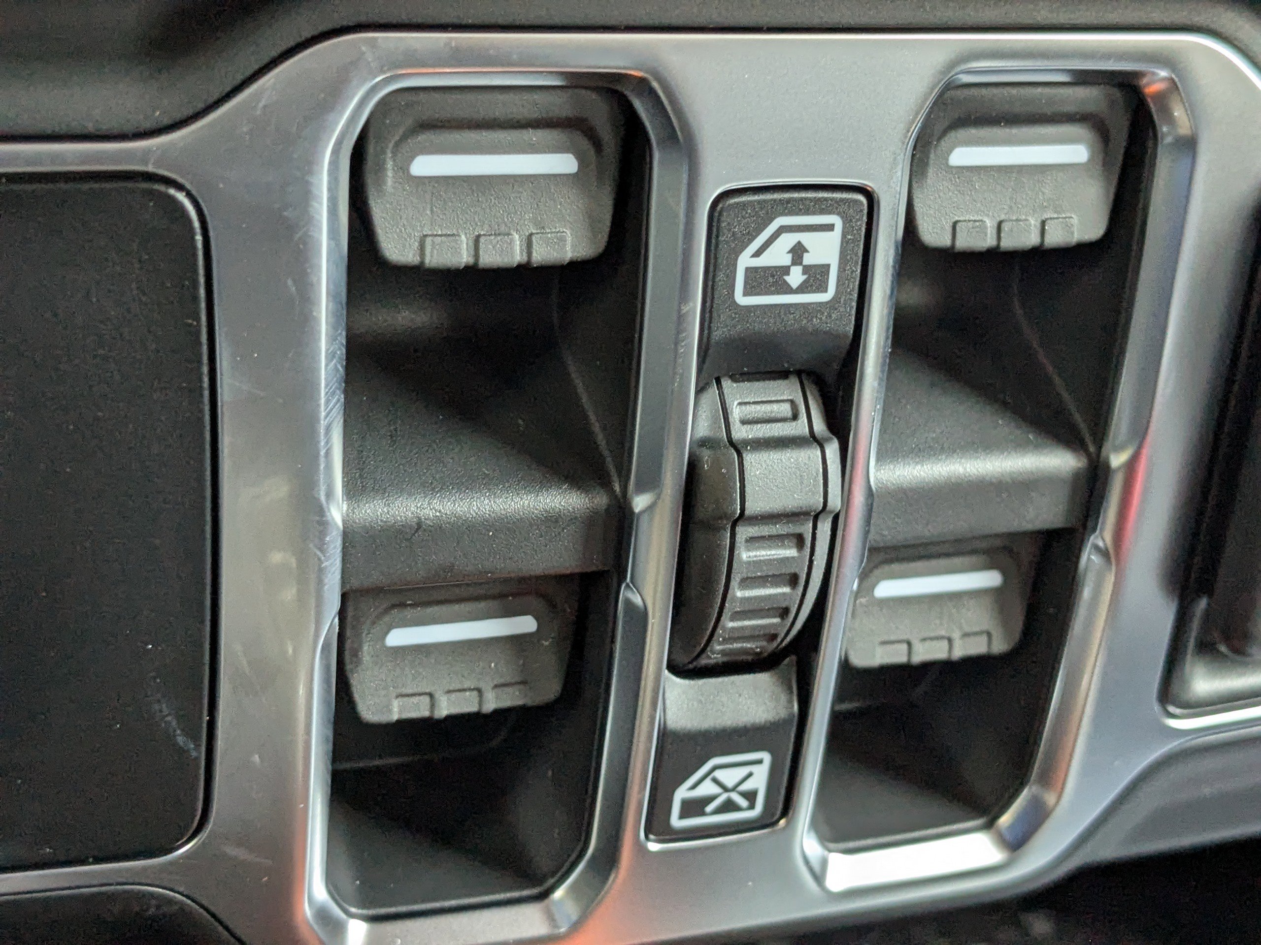 New 2026 Jeep Wrangler Unlimited Sahara image 24