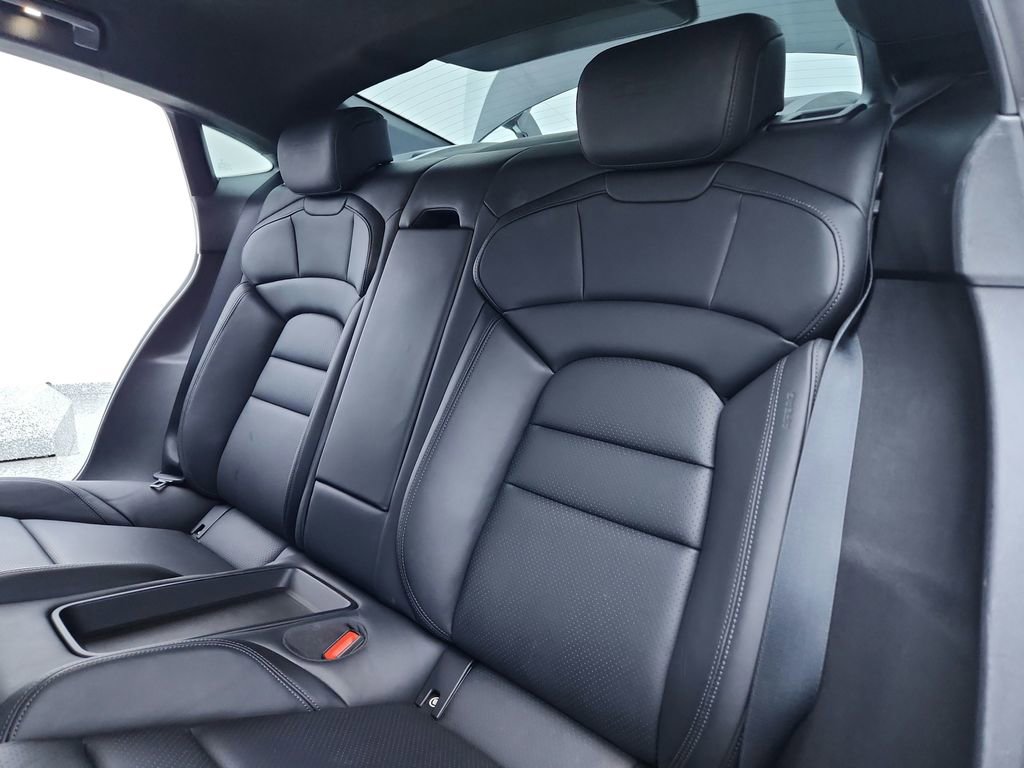 Used 2021 Porsche Taycan Turbo image 28