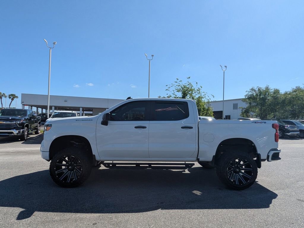 Used 2022 Chevrolet Silverado 1500 Custom AWD/4WD image 6