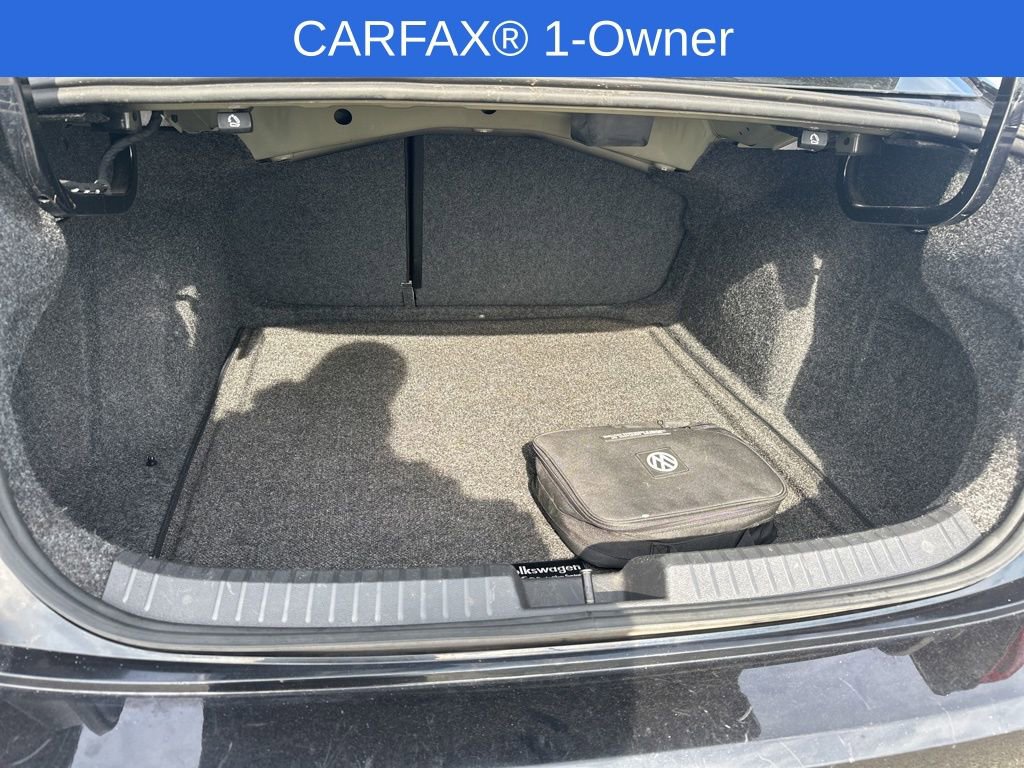 Used 2019 Volkswagen Jetta GLI image 28