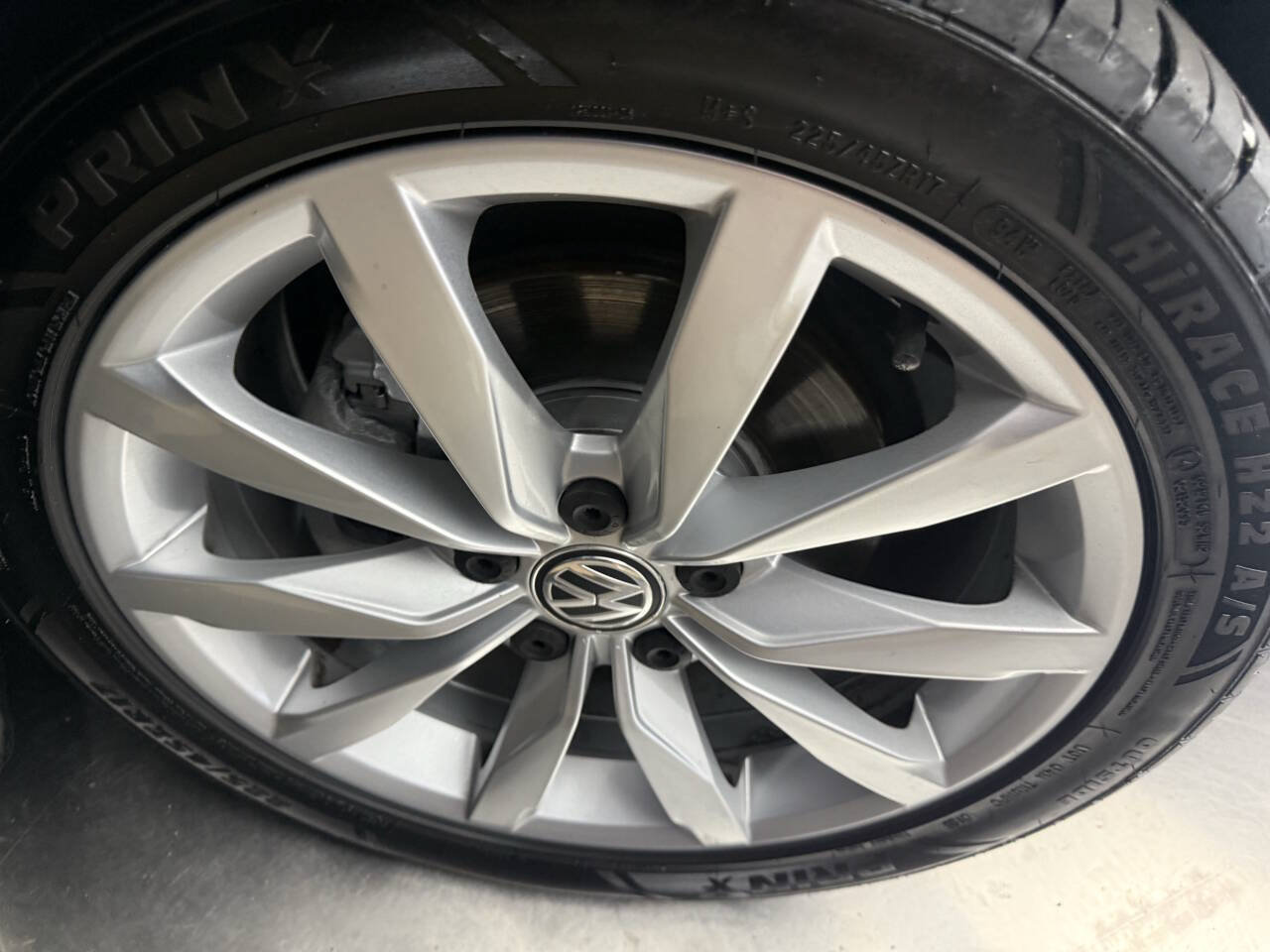 Used 2017 Volkswagen Golf SEL FWD image 28