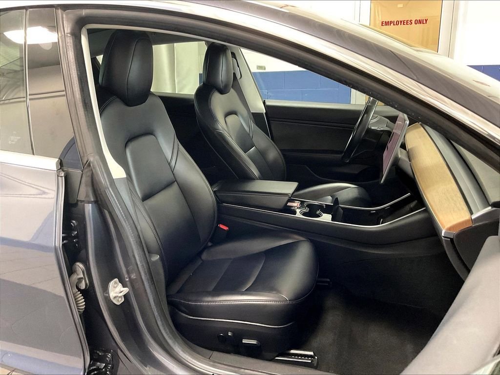 Used 2018 Tesla Model 3 Long Range AWD/4WD image 11