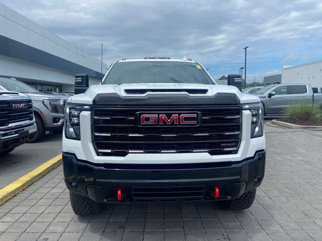 Used 2026 GMC Sierra 2500 AT4X AWD/4WD image 4