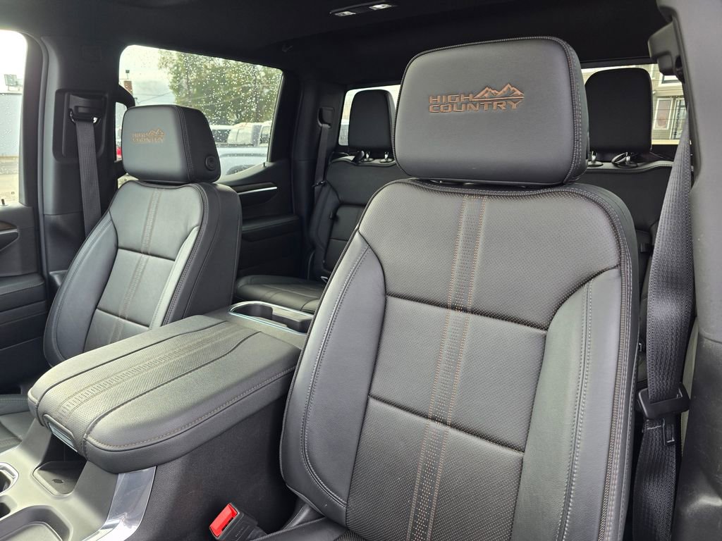 Used 2024 Chevrolet Silverado 1500 High Country w/ High Country Premium Package image 24