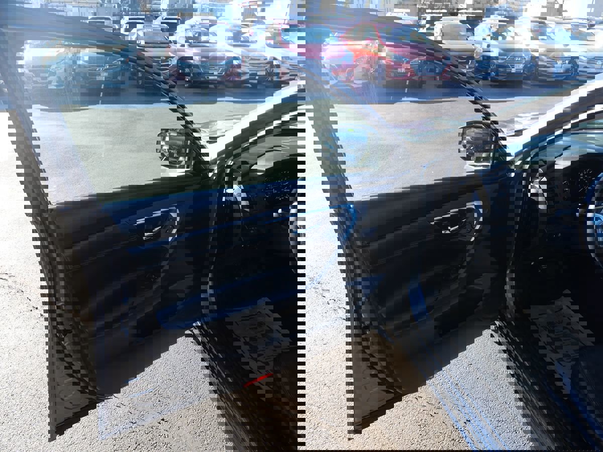 Used 2017 Nissan Altima 2.5 SL w/ Moonroof Package image 14