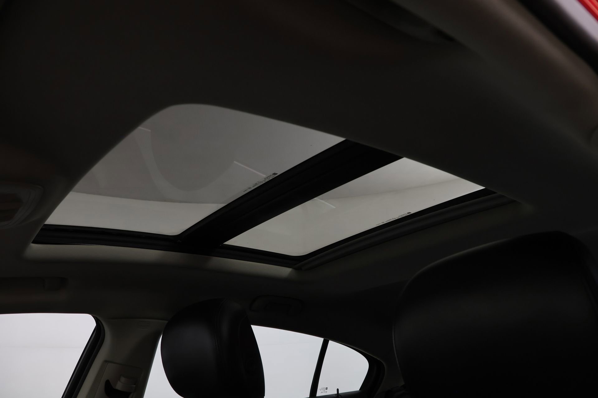 Used 2012 Buick LaCrosse Touring image 31