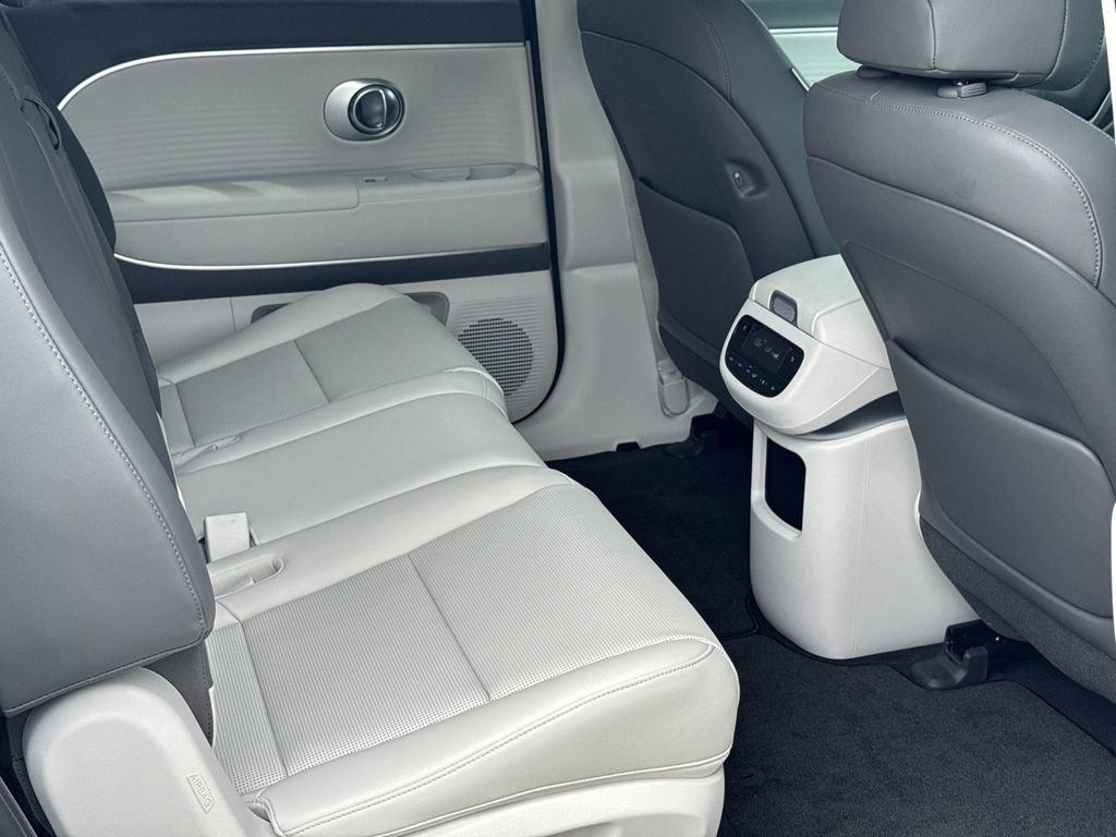 New 2026 Hyundai Ioniq 9 SEL AWD/4WD image 15
