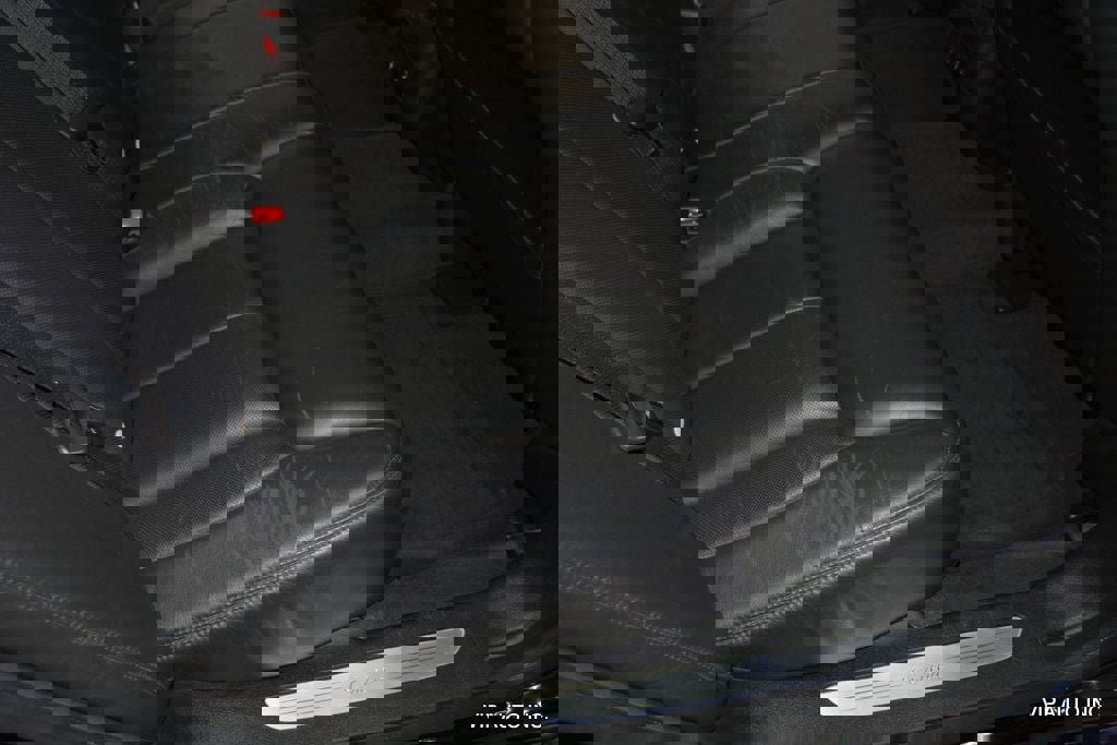 Used 2010 Cadillac DTS Premium w/ Driver Awareness Package image 28