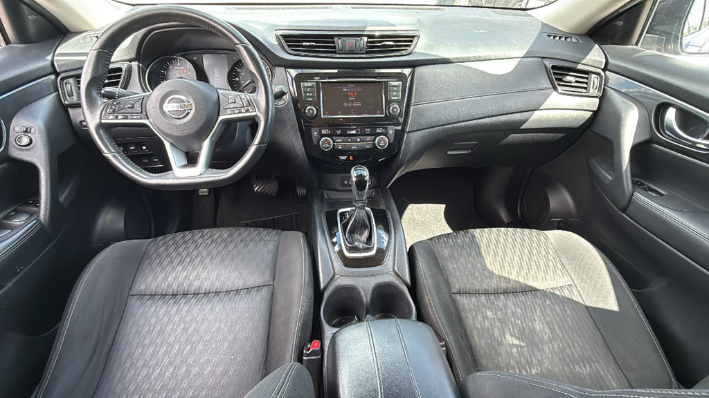 Used 2019 Nissan Rogue SV FWD image 25
