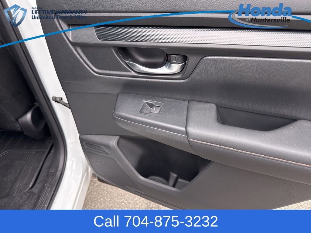 Used 2023 Honda CR-V Sport image 16