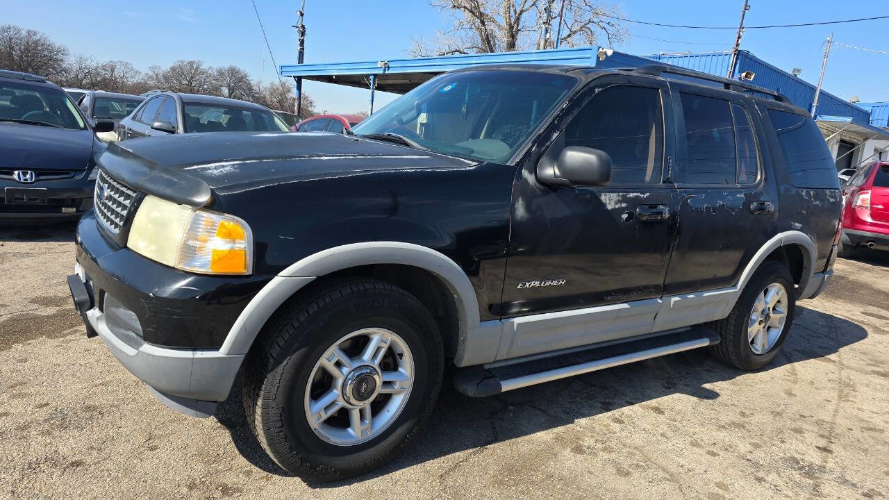 Used 2002 Ford Explorer XLT image 1