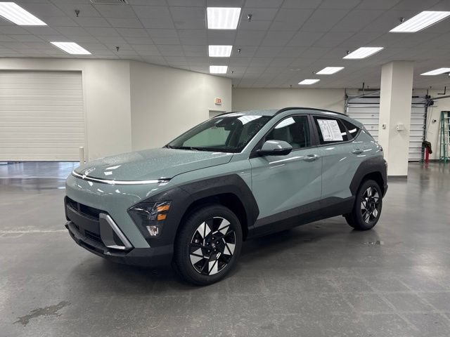 Used 2024 Hyundai Kona SEL AWD/4WD image 3