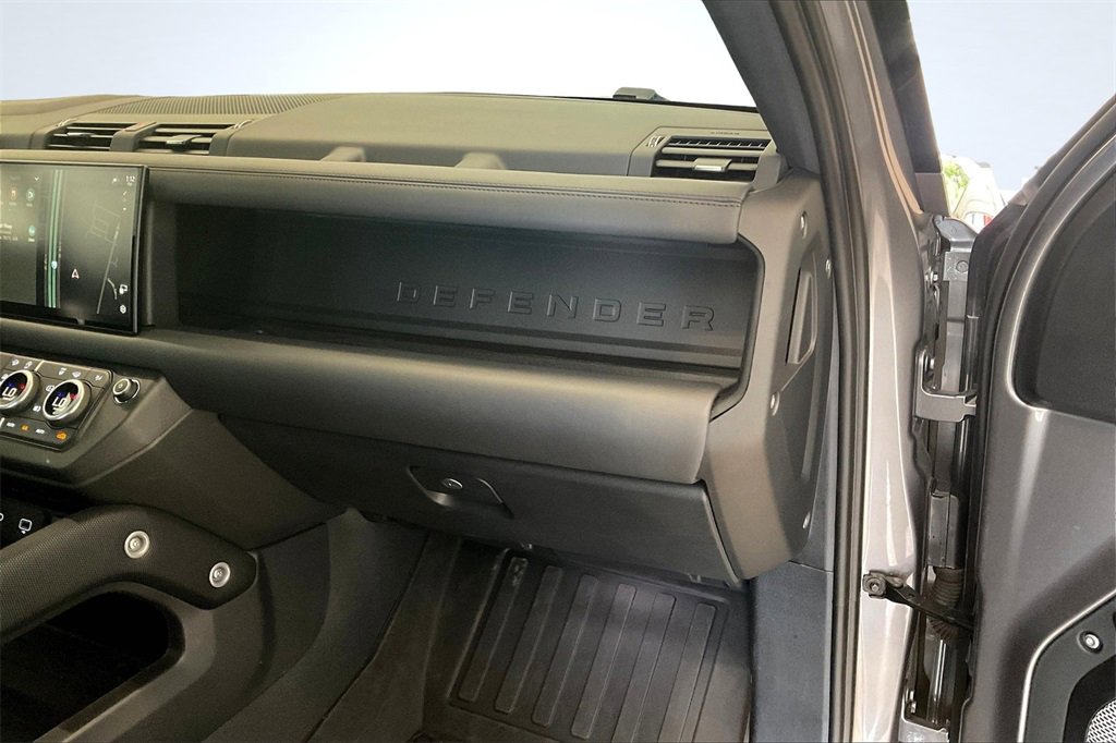 Used 2024 Land Rover Defender 130 Outbound image 17
