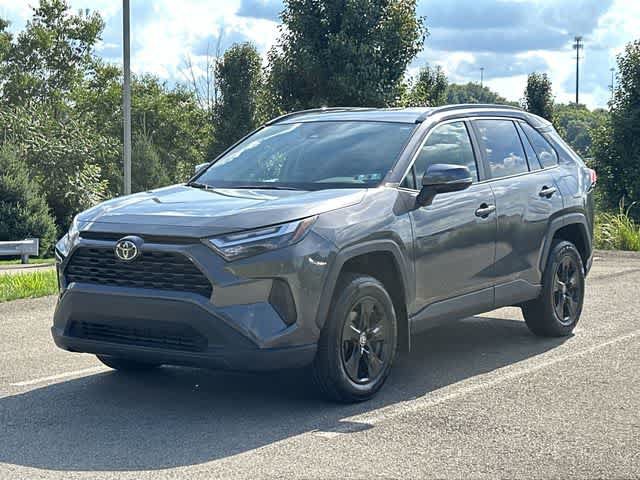 Used 2024 Toyota RAV4 XLE AWD/4WD video 1