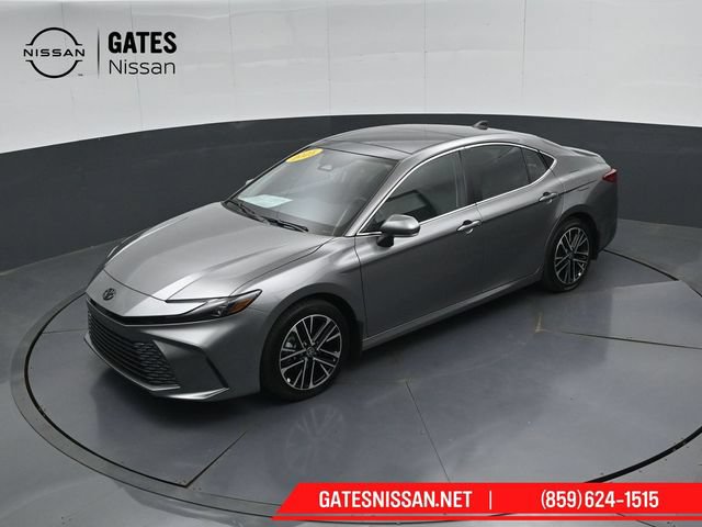Used 2025 Toyota Camry XLE AWD/4WD image 51