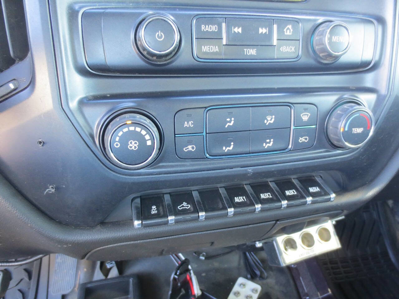 Used 2015 Chevrolet Silverado 2500 W/T image 14